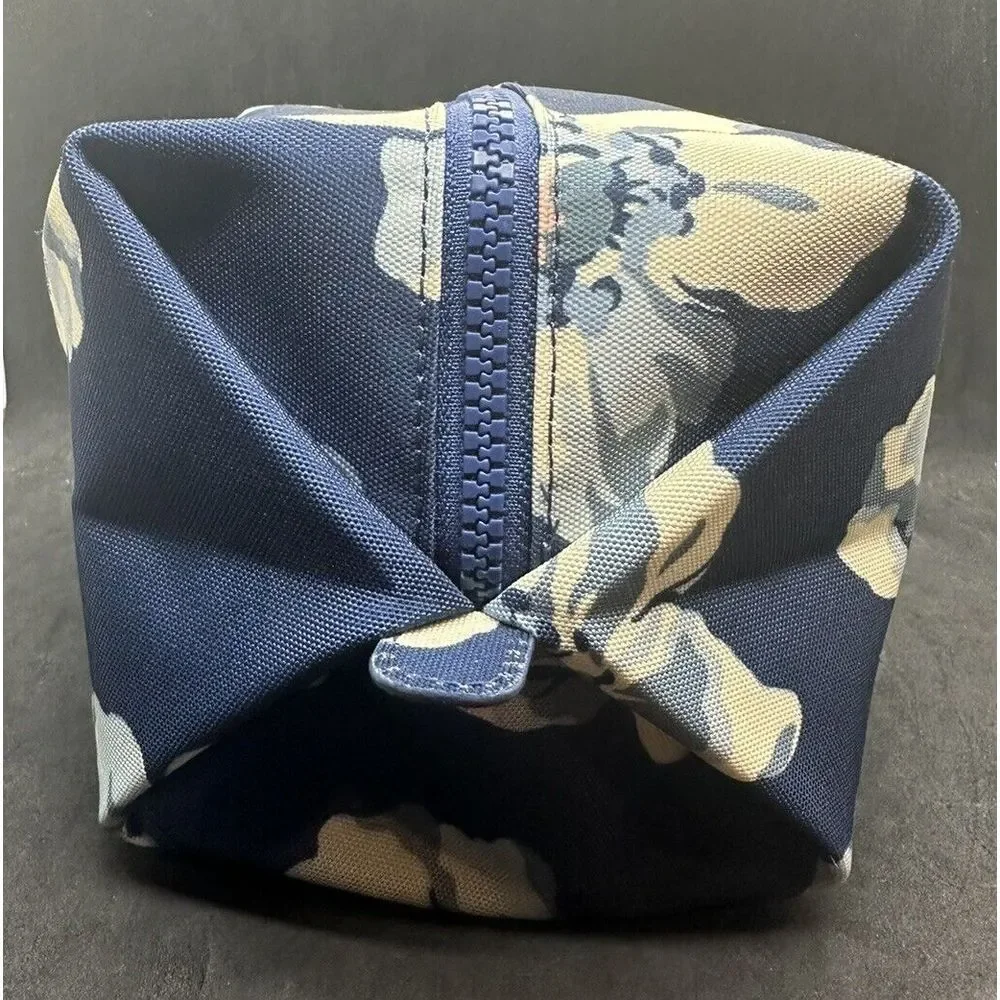 Catch Kidston Make Up Travel Pouch Blue W/Floral Pattern Folds‎ Flat For Storage